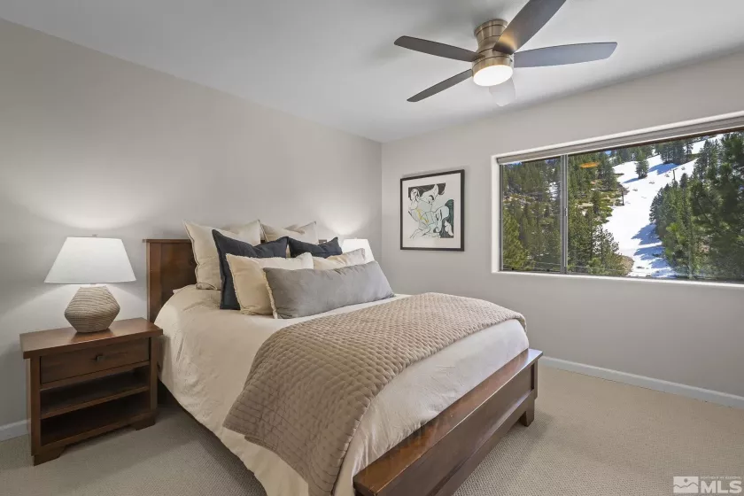 400 Fairview, Incline Village, Nevada 89451, 2 Bedrooms Bedrooms, ,3 BathroomsBathrooms,Residential,Residential,Fairview,250004862