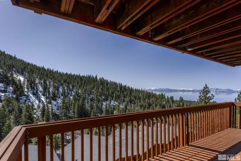 400 Fairview, Incline Village, Nevada 89451, 4 Bedrooms Bedrooms, ,5 BathroomsBathrooms,Residential,Residential,Fairview,250004749