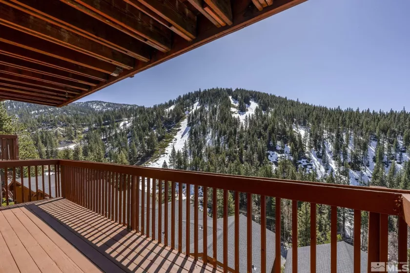 400 Fairview, Incline Village, Nevada 89451, 4 Bedrooms Bedrooms, ,5 BathroomsBathrooms,Residential,Residential,Fairview,250004749