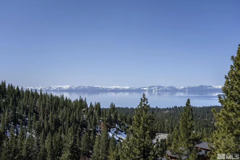 400 Fairview, Incline Village, Nevada 89451, 4 Bedrooms Bedrooms, ,5 BathroomsBathrooms,Residential,Residential,Fairview,250004749