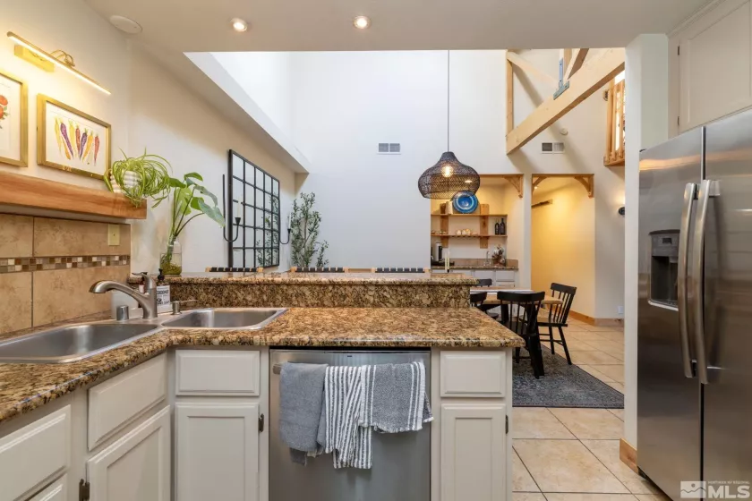 1001 Aspen Grove, Minden, Nevada 89423, 2 Bedrooms Bedrooms, ,2 BathroomsBathrooms,Residential,Residential,Aspen Grove,250004373
