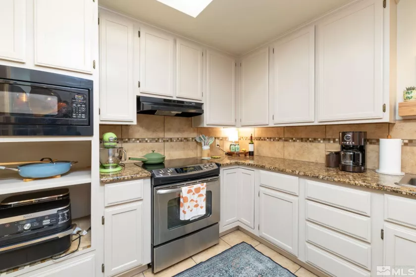 1001 Aspen Grove, Minden, Nevada 89423, 2 Bedrooms Bedrooms, ,2 BathroomsBathrooms,Residential,Residential,Aspen Grove,250004373