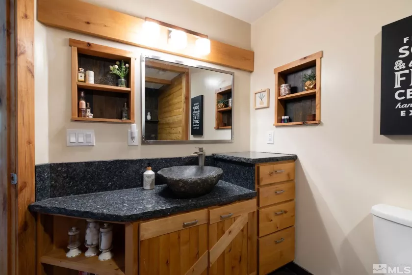 1001 Aspen Grove, Minden, Nevada 89423, 2 Bedrooms Bedrooms, ,2 BathroomsBathrooms,Residential,Residential,Aspen Grove,250004373