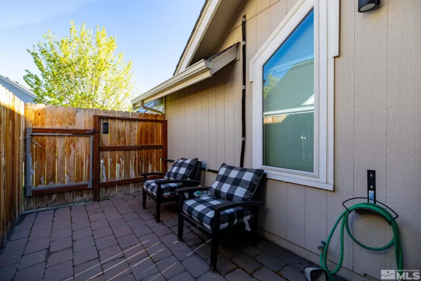 1001 Aspen Grove, Minden, Nevada 89423, 2 Bedrooms Bedrooms, ,2 BathroomsBathrooms,Residential,Residential,Aspen Grove,250004373
