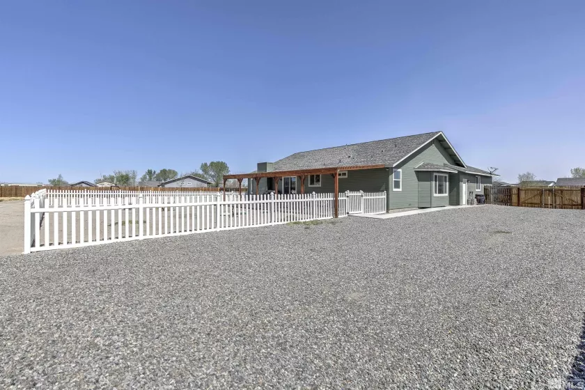 4233 Pelican, Fallon, Nevada 89406, 4 Bedrooms Bedrooms, ,2 BathroomsBathrooms,Residential,Residential,Pelican,250005171