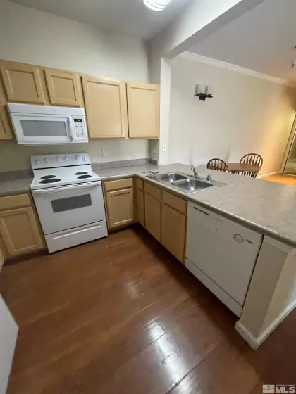 200 Talus, Reno, Nevada 89503, 4 Bedrooms Bedrooms, ,4 BathroomsBathrooms,Residential Lease,Manufactured,Talus,250005670