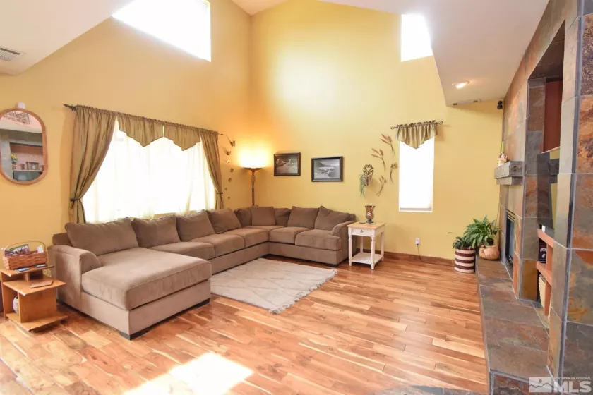 490 Copper Vista, Reno, Nevada 89506, 3 Bedrooms Bedrooms, ,3 BathroomsBathrooms,Residential,Residential,Copper Vista,250003763