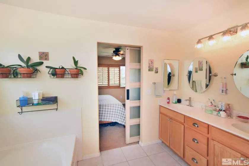 490 Copper Vista, Reno, Nevada 89506, 3 Bedrooms Bedrooms, ,3 BathroomsBathrooms,Residential,Residential,Copper Vista,250003763