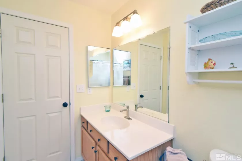 490 Copper Vista, Reno, Nevada 89506, 3 Bedrooms Bedrooms, ,3 BathroomsBathrooms,Residential,Residential,Copper Vista,250003763