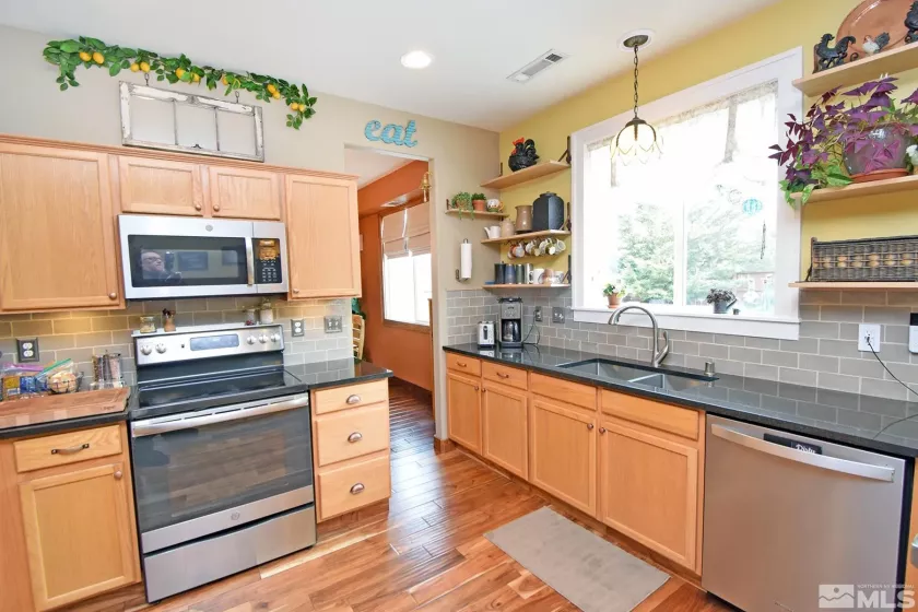 490 Copper Vista, Reno, Nevada 89506, 3 Bedrooms Bedrooms, ,3 BathroomsBathrooms,Residential,Residential,Copper Vista,250003763
