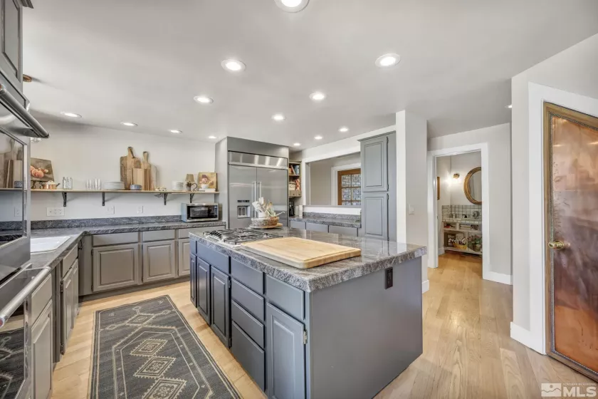 4229 Christy, Reno, Nevada 89519, 5 Bedrooms Bedrooms, ,6 BathroomsBathrooms,Residential,Residential,Christy,250001428