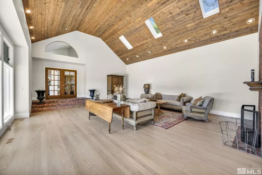4229 Christy, Reno, Nevada 89519, 5 Bedrooms Bedrooms, ,6 BathroomsBathrooms,Residential,Residential,Christy,250001428