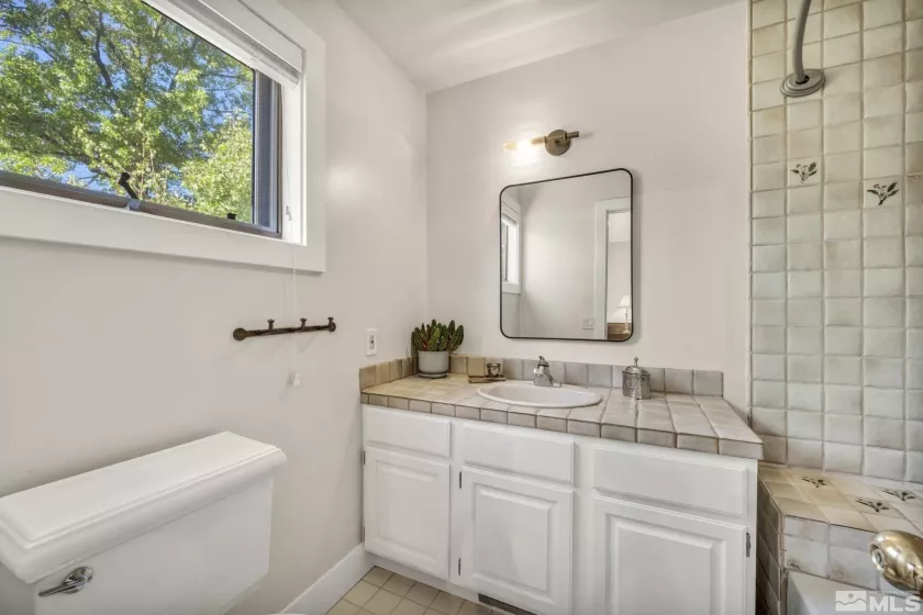 4229 Christy, Reno, Nevada 89519, 5 Bedrooms Bedrooms, ,6 BathroomsBathrooms,Residential,Residential,Christy,250001428