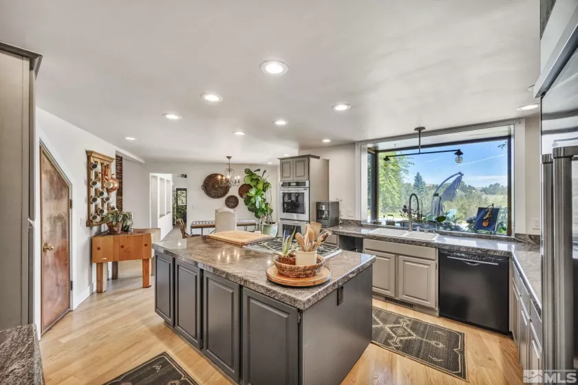 4229 Christy, Reno, Nevada 89519, 5 Bedrooms Bedrooms, ,6 BathroomsBathrooms,Residential,Residential,Christy,250001428