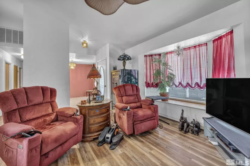 900 Mc Lean, Fallon, Nevada 89406, 2 Bedrooms Bedrooms, ,2 BathroomsBathrooms,Residential,Residential,Mc Lean,250005225