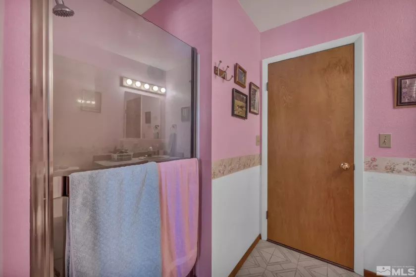 900 Mc Lean, Fallon, Nevada 89406, 2 Bedrooms Bedrooms, ,2 BathroomsBathrooms,Residential,Residential,Mc Lean,250005225