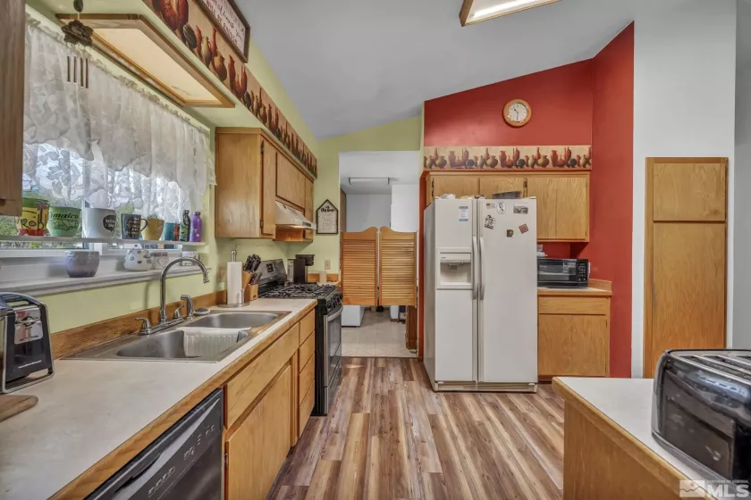 900 Mc Lean, Fallon, Nevada 89406, 2 Bedrooms Bedrooms, ,2 BathroomsBathrooms,Residential,Residential,Mc Lean,250005225