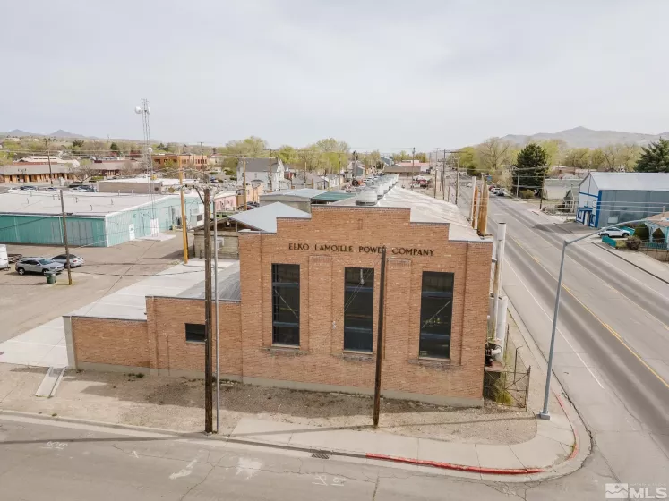 240 7th, Elko, Nevada 89801, ,Commercial Lease,Manufactured,7th,250005663