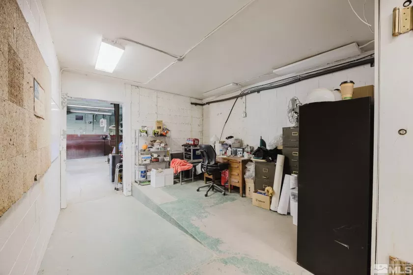 240 7th, Elko, Nevada 89801, ,Commercial Lease,Manufactured,7th,250005663