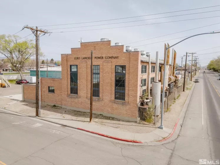 240 7th, Elko, Nevada 89801, ,Commercial Lease,Manufactured,7th,250005663