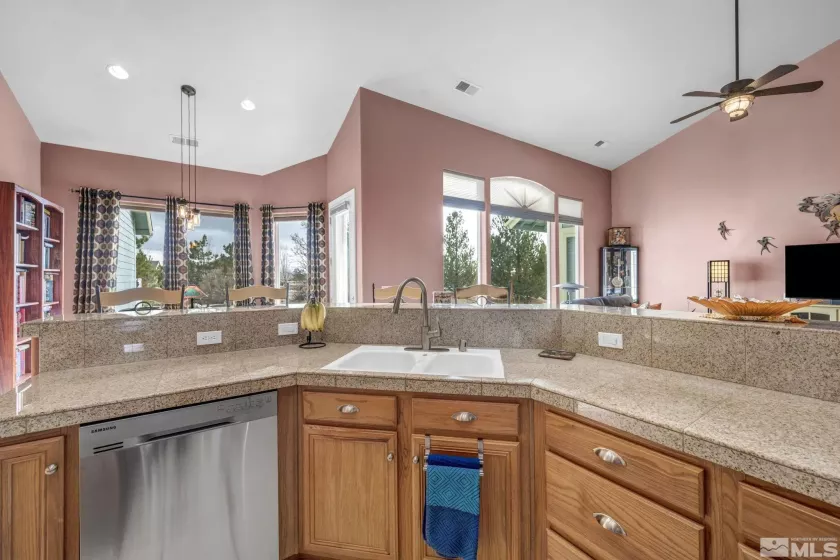 1655 Chiquita, Minden, Nevada 89423, 3 Bedrooms Bedrooms, ,3 BathroomsBathrooms,Residential,Residential,Chiquita,250001338