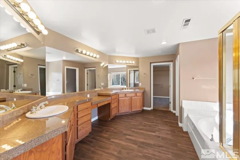 2920 Blue Grouse, Reno, Nevada 89509, 4 Bedrooms Bedrooms, ,3 BathroomsBathrooms,Residential,Residential,Blue Grouse,250005008
