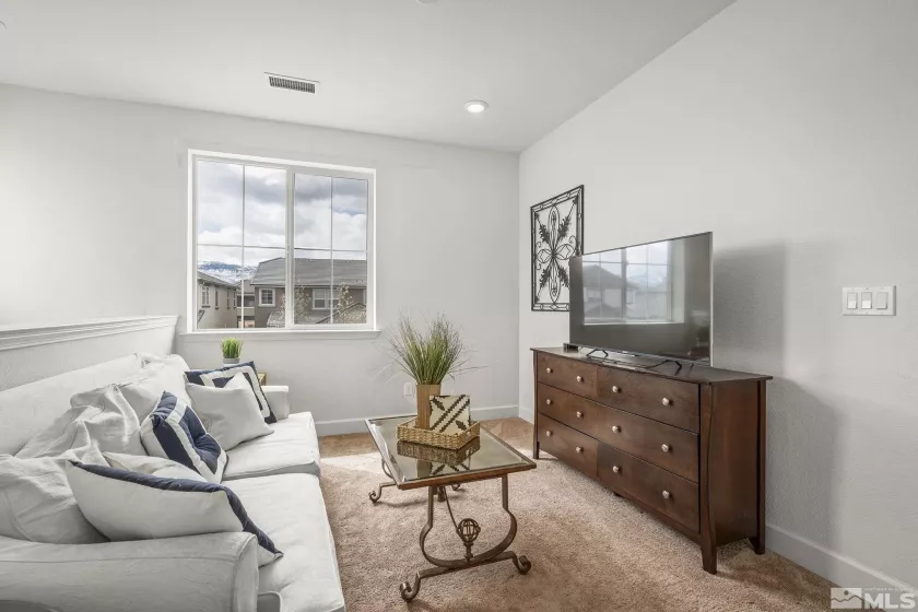 9726 Pachuca, Reno, Nevada 89521, 3 Bedrooms Bedrooms, ,3 BathroomsBathrooms,Residential,Residential,Pachuca,250004261