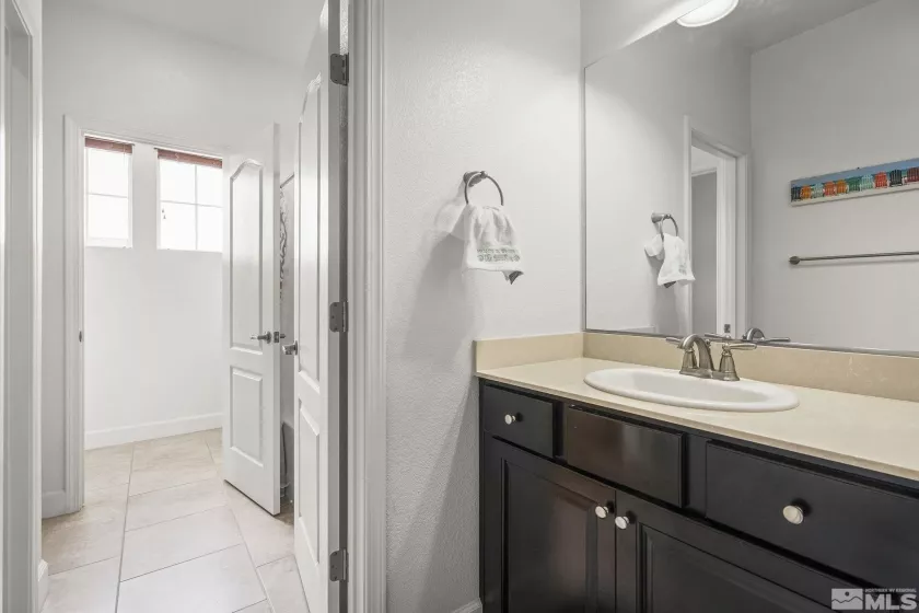 9726 Pachuca, Reno, Nevada 89521, 3 Bedrooms Bedrooms, ,3 BathroomsBathrooms,Residential,Residential,Pachuca,250004261