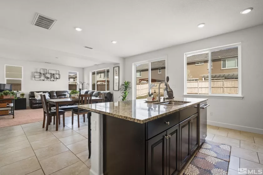9726 Pachuca, Reno, Nevada 89521, 3 Bedrooms Bedrooms, ,3 BathroomsBathrooms,Residential,Residential,Pachuca,250004261