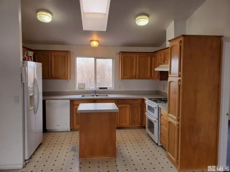 4370 Commander, Winnemucca, Nevada 89445, 4 Bedrooms Bedrooms, ,2 BathroomsBathrooms,Residential,Residential,Commander,250001055