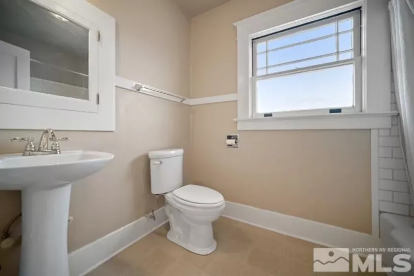 449 Marsh, Reno, Nevada 89509, ,Residential Income,Residential,Marsh,250004787