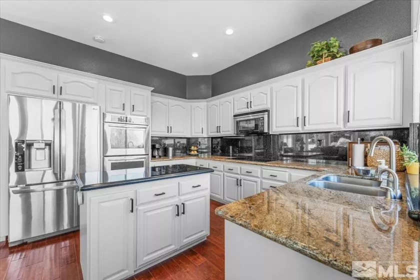 5024 Albuquerque, Reno, Nevada 89511, 4 Bedrooms Bedrooms, ,3 BathroomsBathrooms,Residential,Residential,Albuquerque,250005268