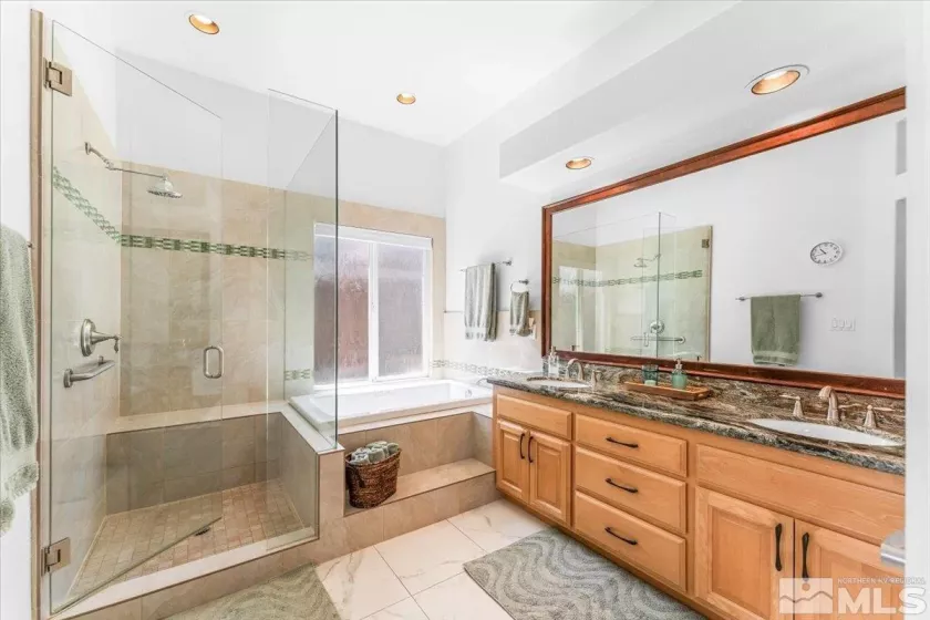 5024 Albuquerque, Reno, Nevada 89511, 4 Bedrooms Bedrooms, ,3 BathroomsBathrooms,Residential,Residential,Albuquerque,250005268