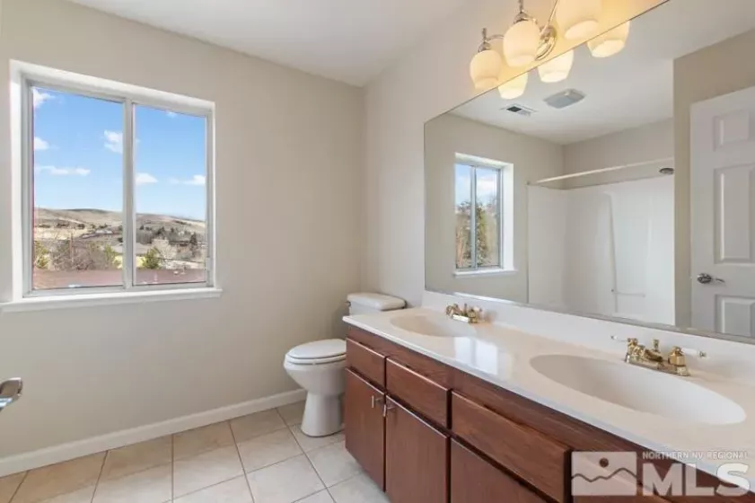3920 7Th, Reno, Nevada 89503, 4 Bedrooms Bedrooms, ,3 BathroomsBathrooms,Residential,Residential,7Th,250004296