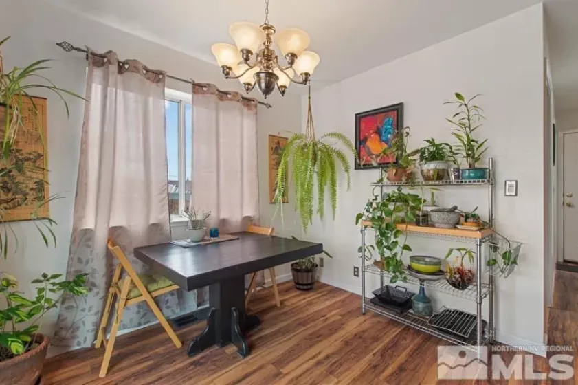 3920 7Th, Reno, Nevada 89503, 4 Bedrooms Bedrooms, ,3 BathroomsBathrooms,Residential,Residential,7Th,250004296