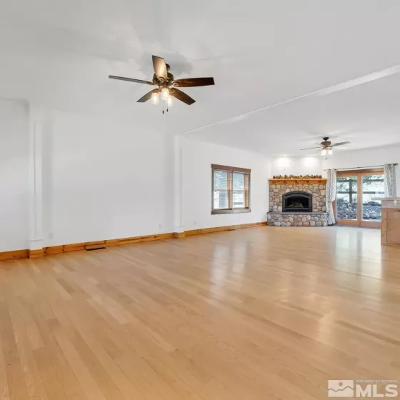 16925 Mount Rose, Reno, Nevada 89511, 5 Bedrooms Bedrooms, ,5 BathroomsBathrooms,Residential,Residential,Mount Rose,240005361