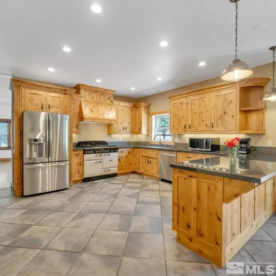 16925 Mount Rose, Reno, Nevada 89511, 5 Bedrooms Bedrooms, ,5 BathroomsBathrooms,Residential,Residential,Mount Rose,240005361