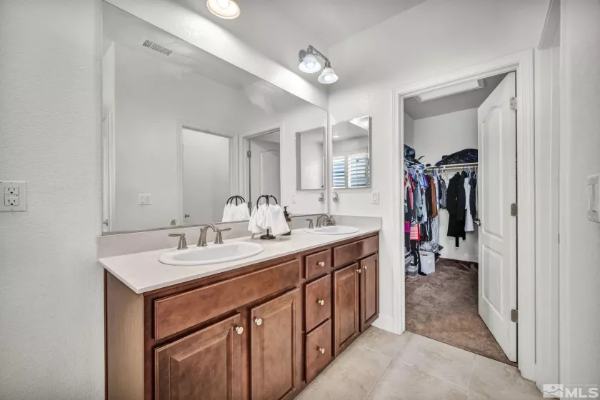 1112 Monument Peak, Carson City, Nevada 89701, 4 Bedrooms Bedrooms, ,3 BathroomsBathrooms,Residential,Residential,Monument Peak,250001314