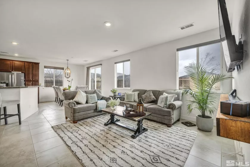 1112 Monument Peak, Carson City, Nevada 89701, 4 Bedrooms Bedrooms, ,3 BathroomsBathrooms,Residential,Residential,Monument Peak,250001314