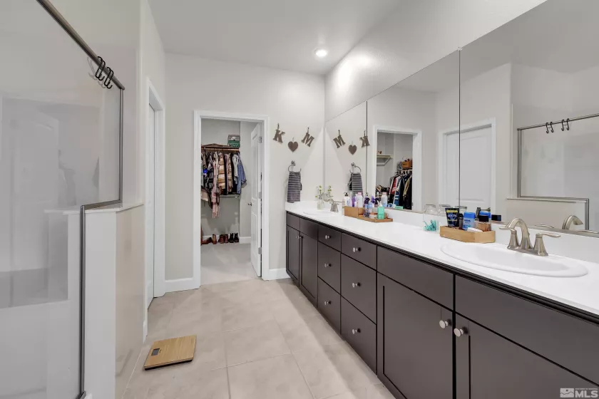 2078 Neuer, Sparks, Nevada 89436, 3 Bedrooms Bedrooms, ,3 BathroomsBathrooms,Residential,Residential,Neuer,250003074