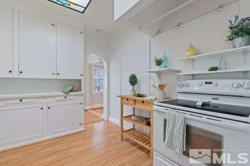 543 California, Reno, Nevada 89509, 5 Bedrooms Bedrooms, ,4 BathroomsBathrooms,Residential,Residential,California,250004488