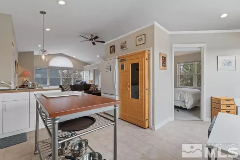 543 California, Reno, Nevada 89509, 5 Bedrooms Bedrooms, ,4 BathroomsBathrooms,Residential,Residential,California,250004488