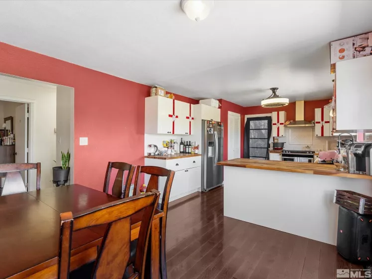 1879 Kings Canyon, Carson City, Nevada 89703, 5 Bedrooms Bedrooms, ,3 BathroomsBathrooms,Residential,Residential,Kings Canyon,250004352