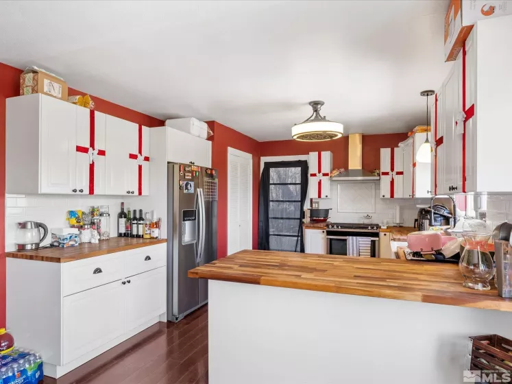 1879 Kings Canyon, Carson City, Nevada 89703, 5 Bedrooms Bedrooms, ,3 BathroomsBathrooms,Residential,Residential,Kings Canyon,250004352