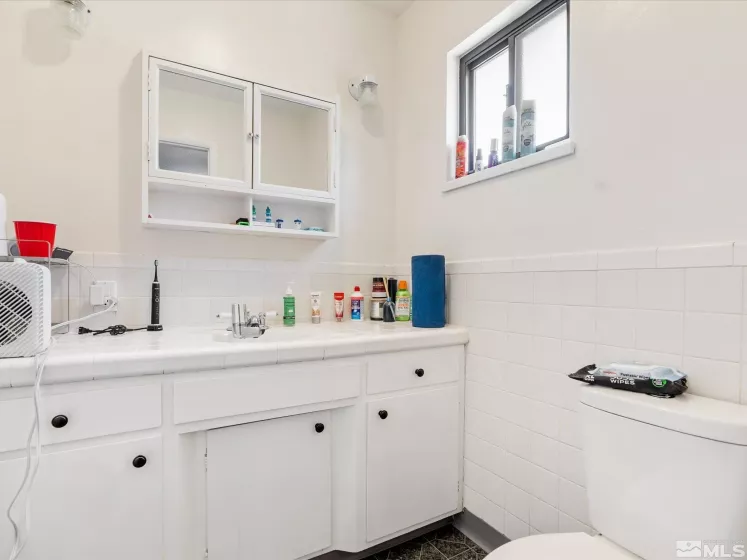 1879 Kings Canyon, Carson City, Nevada 89703, 5 Bedrooms Bedrooms, ,3 BathroomsBathrooms,Residential,Residential,Kings Canyon,250004352