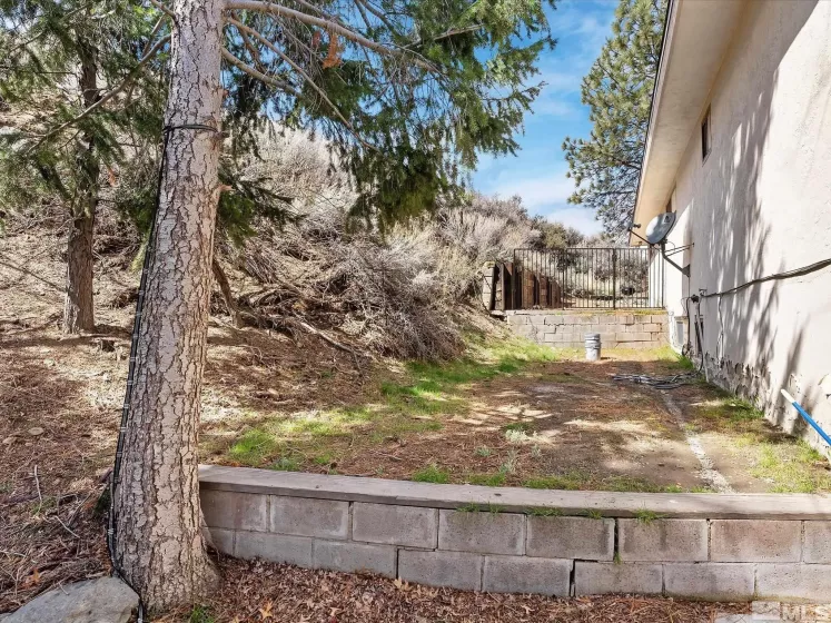 1879 Kings Canyon, Carson City, Nevada 89703, 5 Bedrooms Bedrooms, ,3 BathroomsBathrooms,Residential,Residential,Kings Canyon,250004352