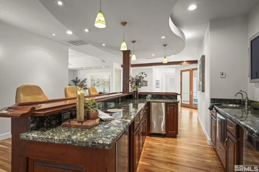 2185 Kinney, Reno, Nevada 89511, 5 Bedrooms Bedrooms, ,8 BathroomsBathrooms,Residential,Residential,Kinney,250003125