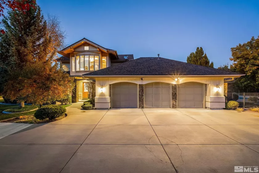 2185 Kinney, Reno, Nevada 89511, 5 Bedrooms Bedrooms, ,8 BathroomsBathrooms,Residential,Residential,Kinney,250003125