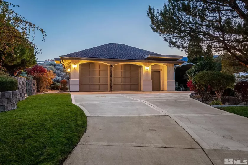 2185 Kinney, Reno, Nevada 89511, 5 Bedrooms Bedrooms, ,8 BathroomsBathrooms,Residential,Residential,Kinney,250003125