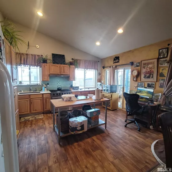 3860 Edwards, Fallon, Nevada 89406, 3 Bedrooms Bedrooms, ,3 BathroomsBathrooms,Residential,Residential,Edwards,240014725